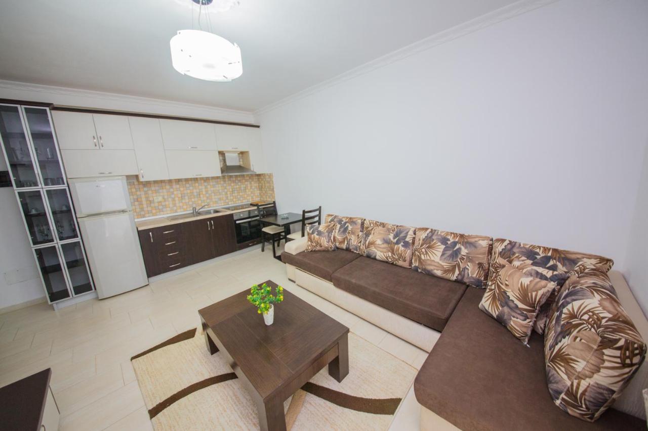 Apartments Qerret 골렘 객실 사진